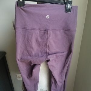 Lululemon Wunder Unders - Vintage Grape